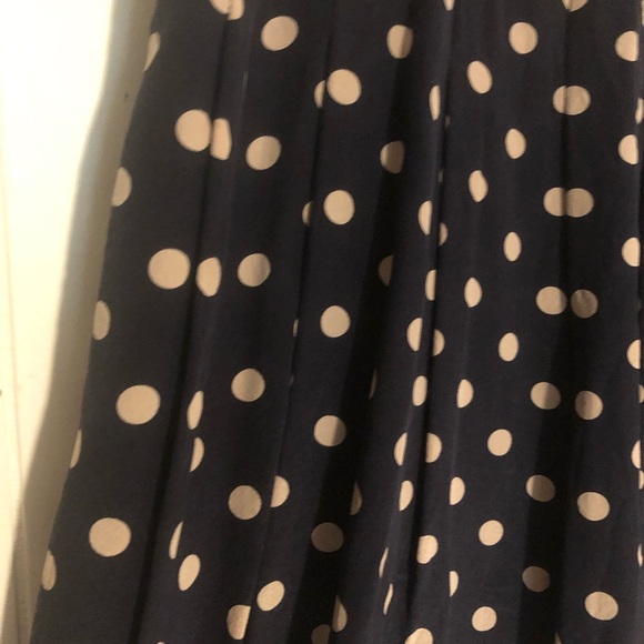 Pleated silk skirt - Picture 3 of 8